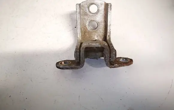 Nissan Almera Tino Rear door lower hinge