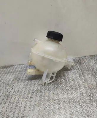 Peugeot 308 Coolant expansion tank/reservoir 9678514680 9678125880 9678125980