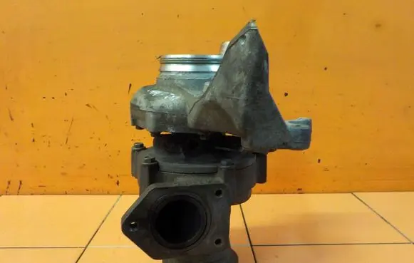 BMW 3 E90 E91 Turbo 8517452 170T1 851745201A