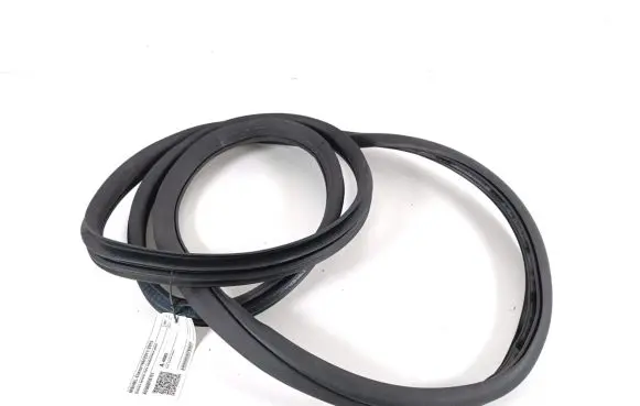 Mercedes-Benz ML W166 Rear door rubber seal (on body) A1666970151