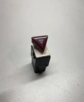 Volkswagen PASSAT B6 Hazard light switch 3C8953509