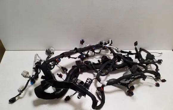 Land Rover Evoque II Engine installation wiring loom M4D312A690DB