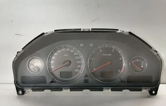 Volvo XC90 Speedometer (instrument cluster) 30682276