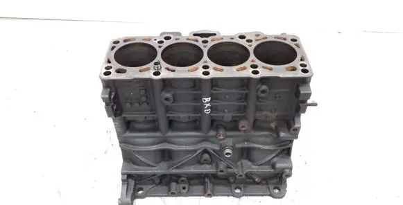 Volkswagen Golf V Engine block BKD 038021CF 038103021CF