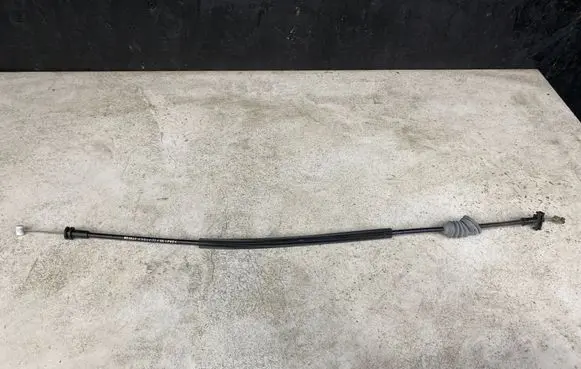 Volvo V50 Front door cable line 993922