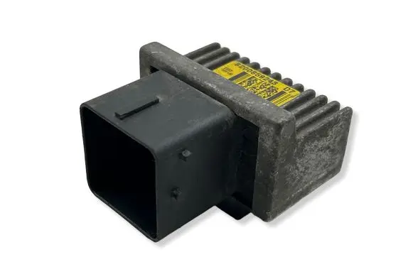 Renault Laguna II Glow plug pre-heat relay 8200859243 2352