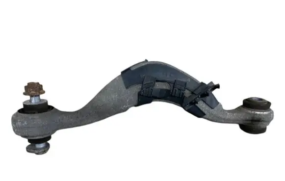 Rear control arm