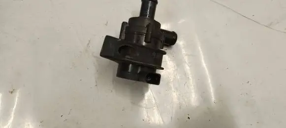 Bentley Flying Spur Electric auxiliary coolant/water pump 