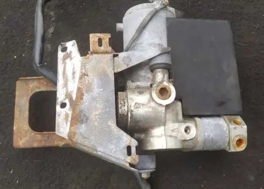 Mercedes-Benz W123 ABS Pump 0265200003