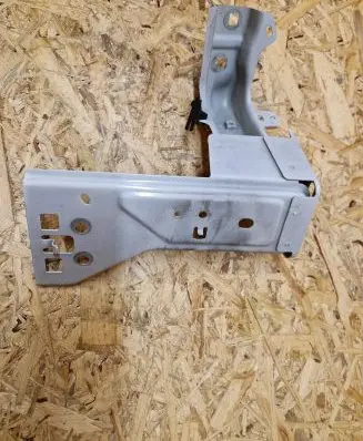 Renault Twingo III Headlight/headlamp mounting bracket R20D1