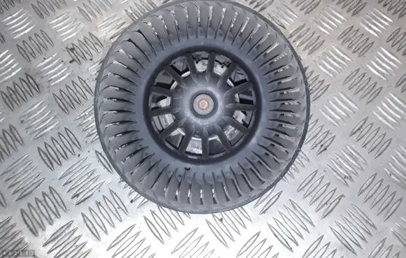 Nissan Micra C+C Heater fan/blower F667217D