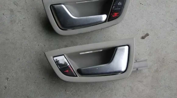 Audi A8 S8 D3 4E Front door interior handle 450KM 2005R