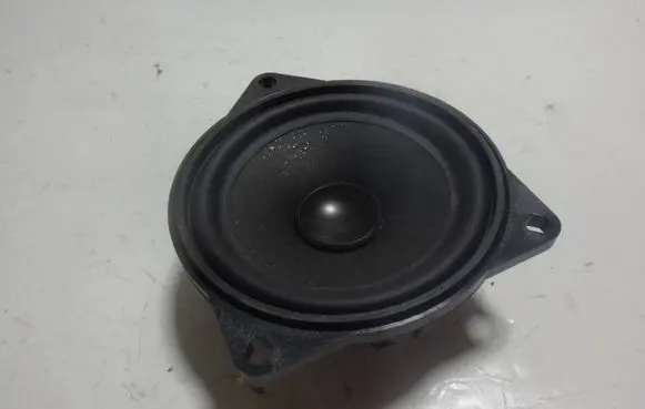 BMW 5 GT F07 Front door speaker 9133409