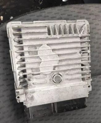 Skoda Fabia Mk2 (5J) Engine control unit/module 03L906023LK 5WP42929AA 03L906023NG