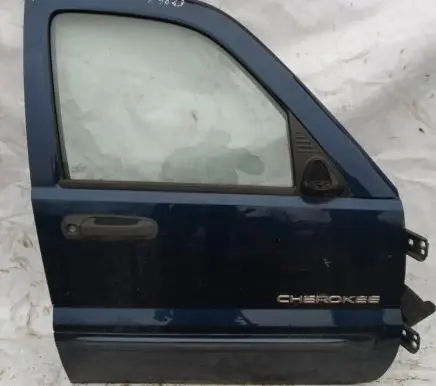 Jeep Cherokee Front door melyna