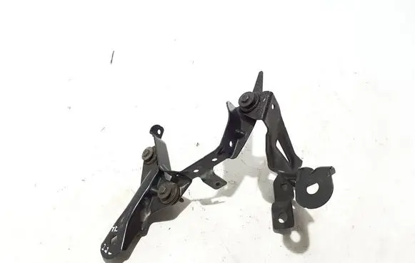 Renault Trafic III (X82) Power steering pump mounting bracket 996943370R
