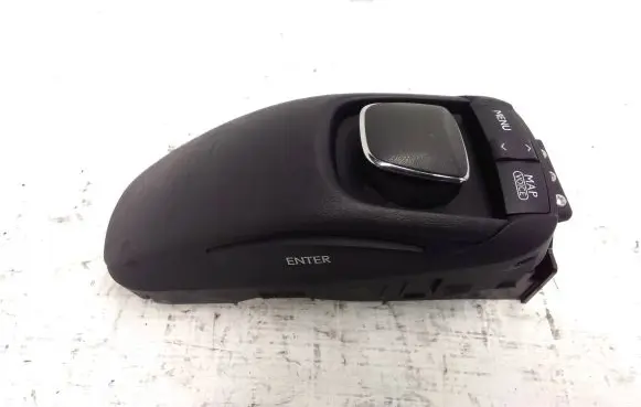 Lexus CT 200H Head unit multimedia control 8478076040 2372400472
