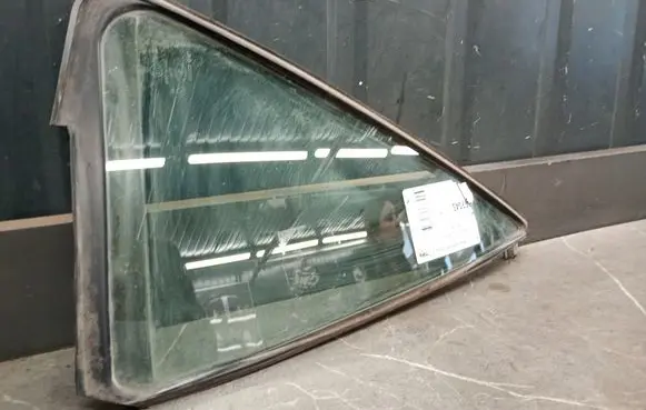 Mazda 6 Rear side window