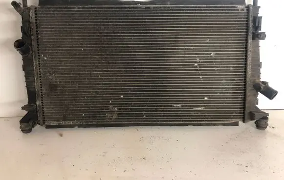 Ford Focus Coolant radiator