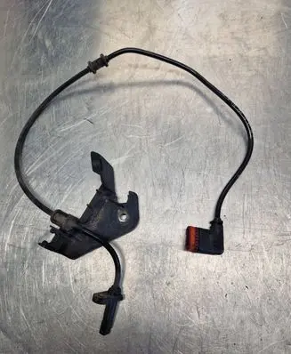 Mercedes-Benz E W212 ABS rear brake sensor A2129051001