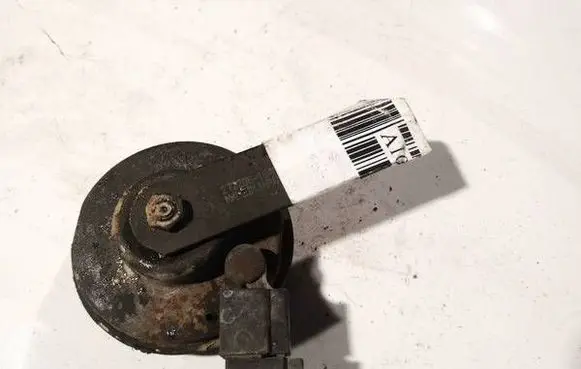 Suzuki Swift I Horn signal 2722001940 272200-1940