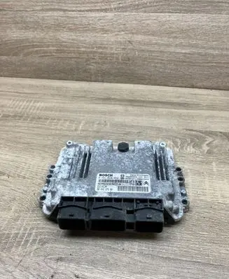 Peugeot 308 Engine control unit/module 9664257580 0281013332