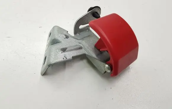 Volvo V50 Engine bonnet (hood) release handle