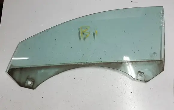 Audi A6 S6 C6 4F Front door window glass four-door 