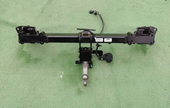 Land Rover Defender Tow bar L8BM-17K817-CC