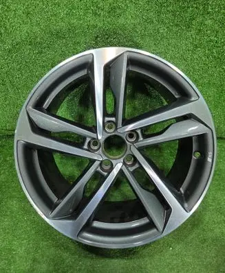 Audi A1 R17 alloy rim 82A601025AP