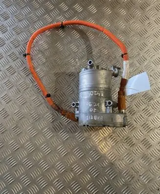 Volvo XC90 Air conditioning (A/C) compressor (pump) 31455426
