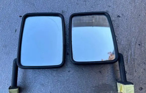 Mitsubishi Pajero Manual wing mirror MB551905 MB551906