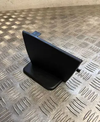Audi Q7 4M Rear seat rail trim cover 4M0883685E