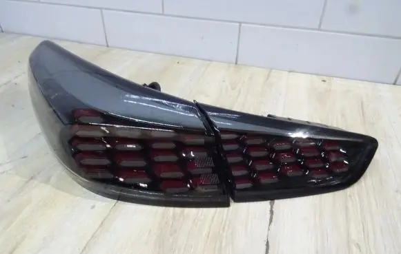 KIA Xceed Rear/tail lights 92401J7800