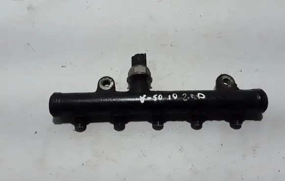 Volvo V50 Fuel main line pipe 9681649580