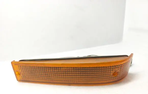 Toyota Corolla E80 Front indicator light 012121636LA 082121636LF