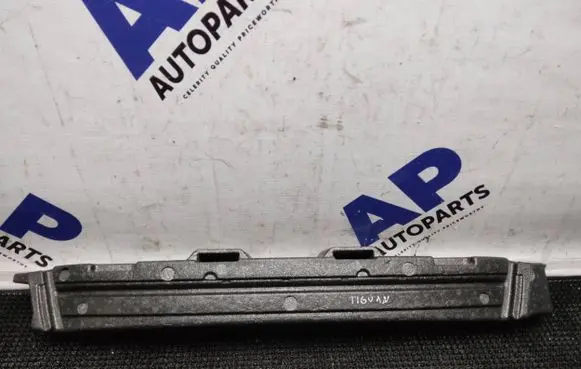 Volkswagen Tiguan Front bumper foam support bar 5N0807248