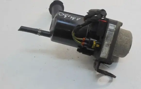 Citroen C4 Grand Picasso Power steering pump 9685590380