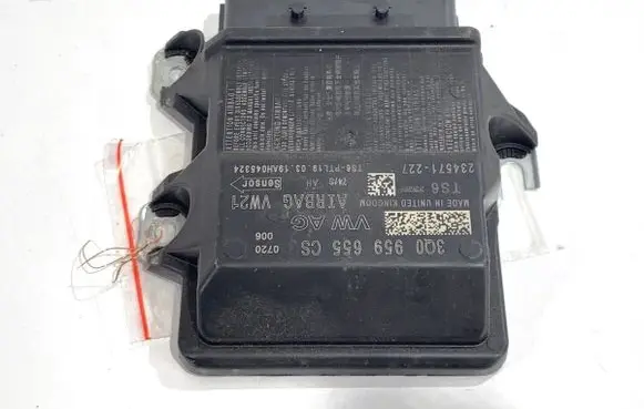 Volkswagen T-Roc Airbag deployment crash/impact sensor 3Q0959655CS