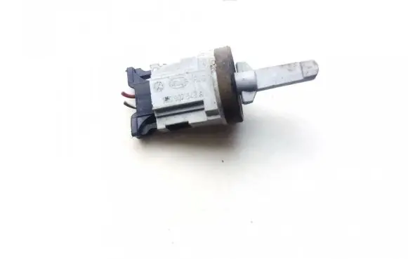 Volkswagen Touran I Interior temperature sensor 1k0907543a