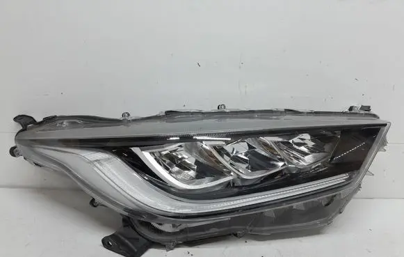 Toyota Yaris XP210 Headlight/headlamp 