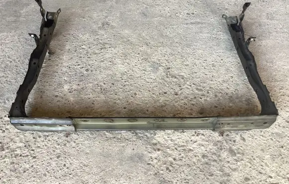 Toyota RAV 4 (XA30) Radiator support slam panel