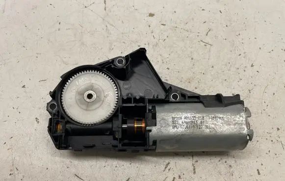 BMW 5 F10 F11 Sunroof motor/actuator 9127381 A06655110 14092966