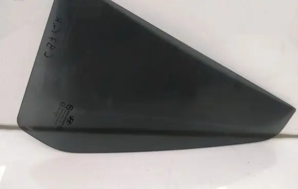 Hyundai Santa Fe Rear vent window glass 43R000385 DOT748AS3
