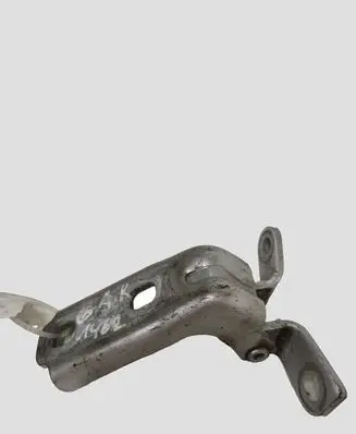 Opel Astra J Rear door lower hinge
