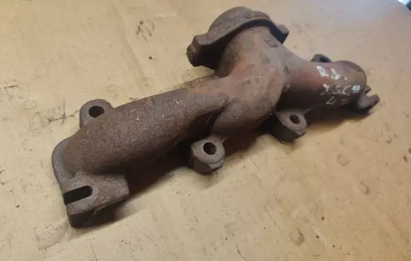 Jeep Grand Cherokee (WJ) Exhaust manifold