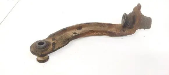 Engine mounting bracket