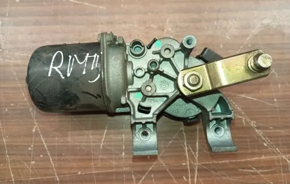 Renault Megane II Wiper motor
