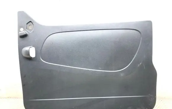 Renault Trafic III (X82) Coupe rear side trim panel 93868253