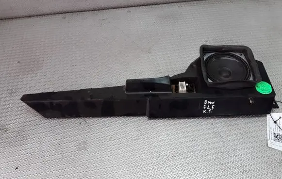 BMW 7 E38 Front door speaker 65138352457